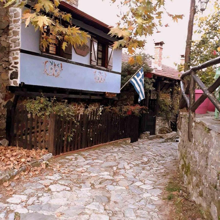Traditional Guesthouse Erato 팔라이오스 판텔레이몬 외부 사진